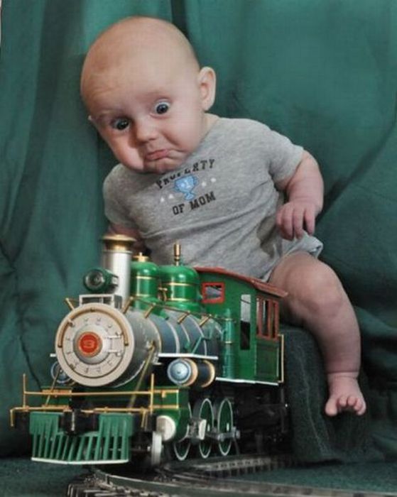 Funny-Kid-On-Train-Picture